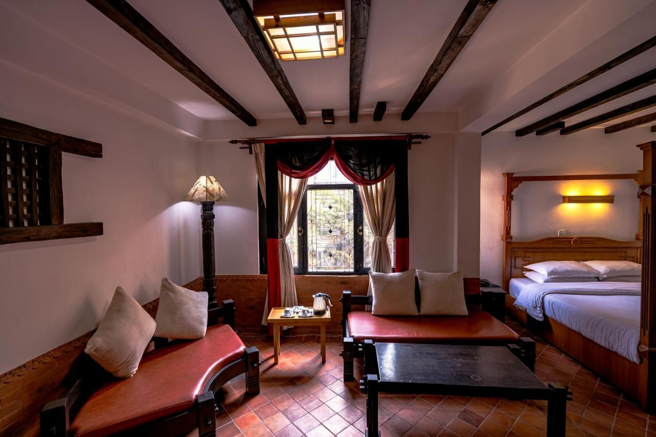 Hotel Ganesh Himal Kathmandu Buitenkant foto