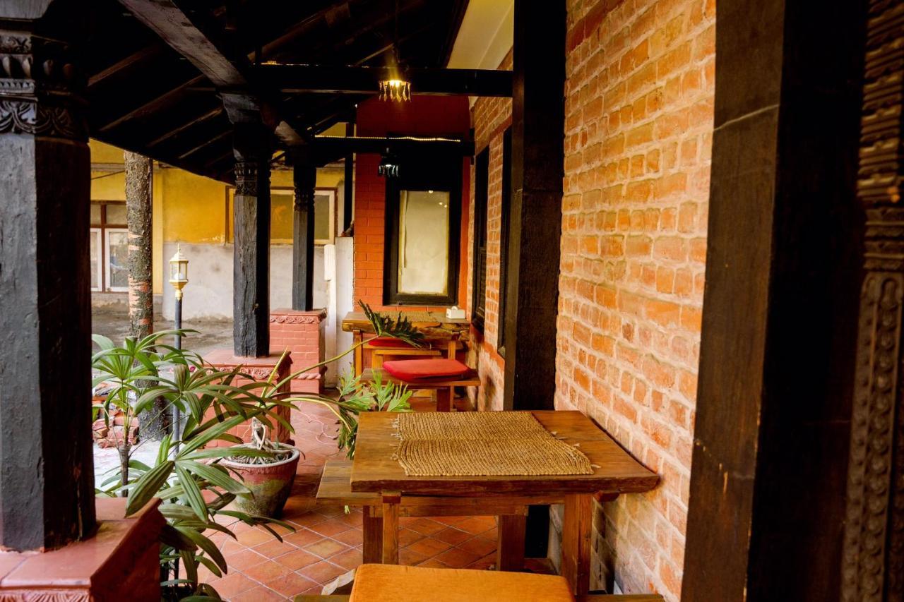 Hotel Ganesh Himal Kathmandu Buitenkant foto