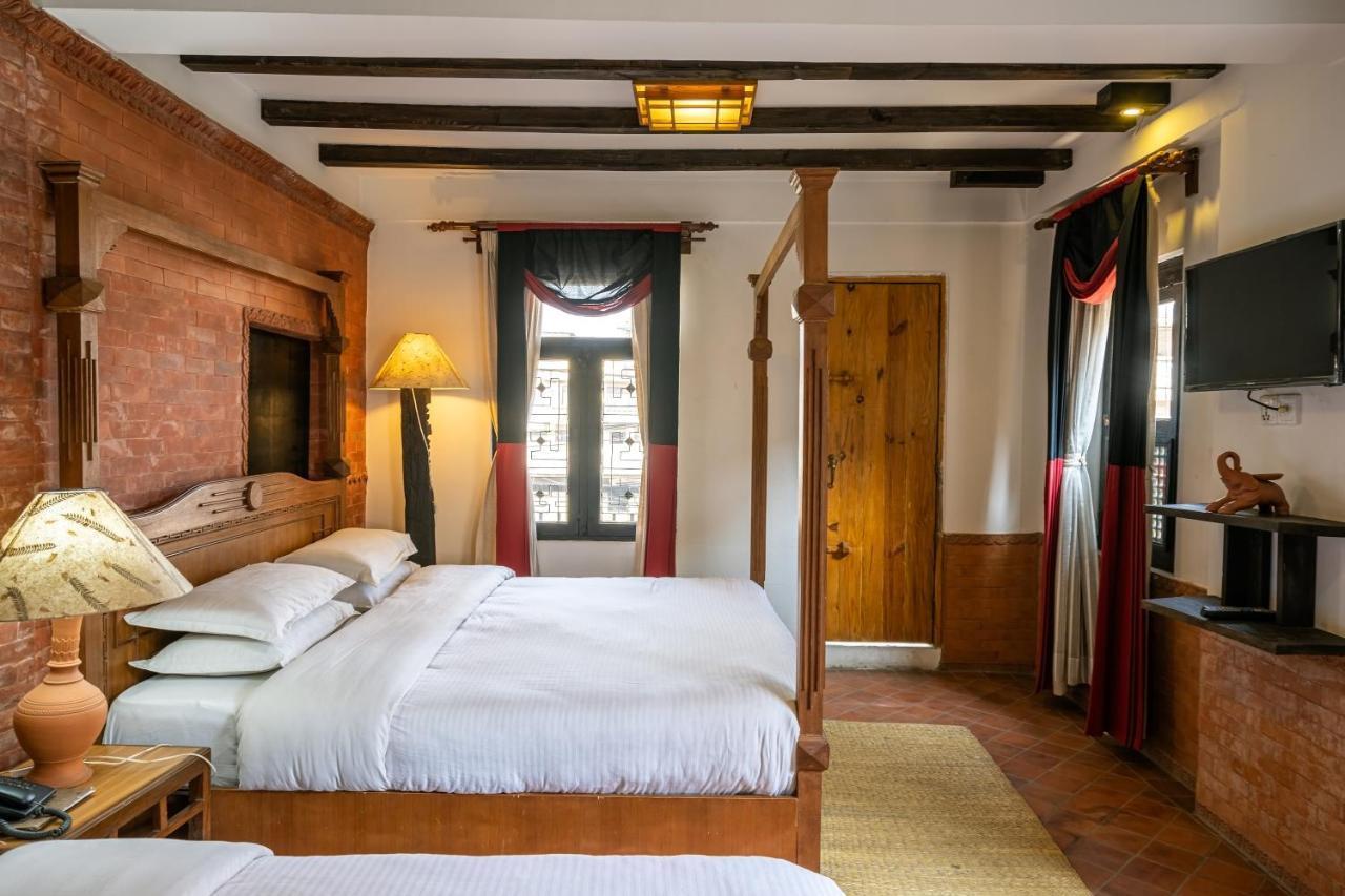 Hotel Ganesh Himal Kathmandu Buitenkant foto