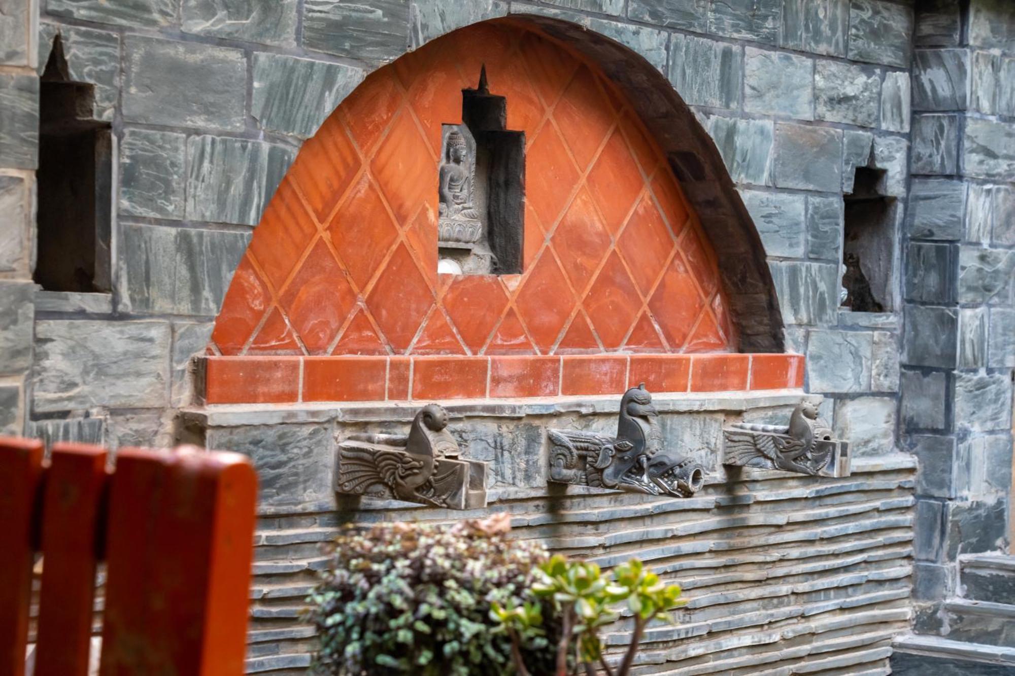 Hotel Ganesh Himal Kathmandu Buitenkant foto