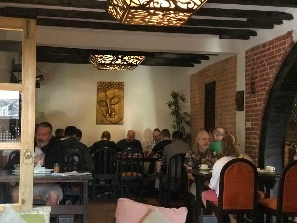 Hotel Ganesh Himal Kathmandu Buitenkant foto