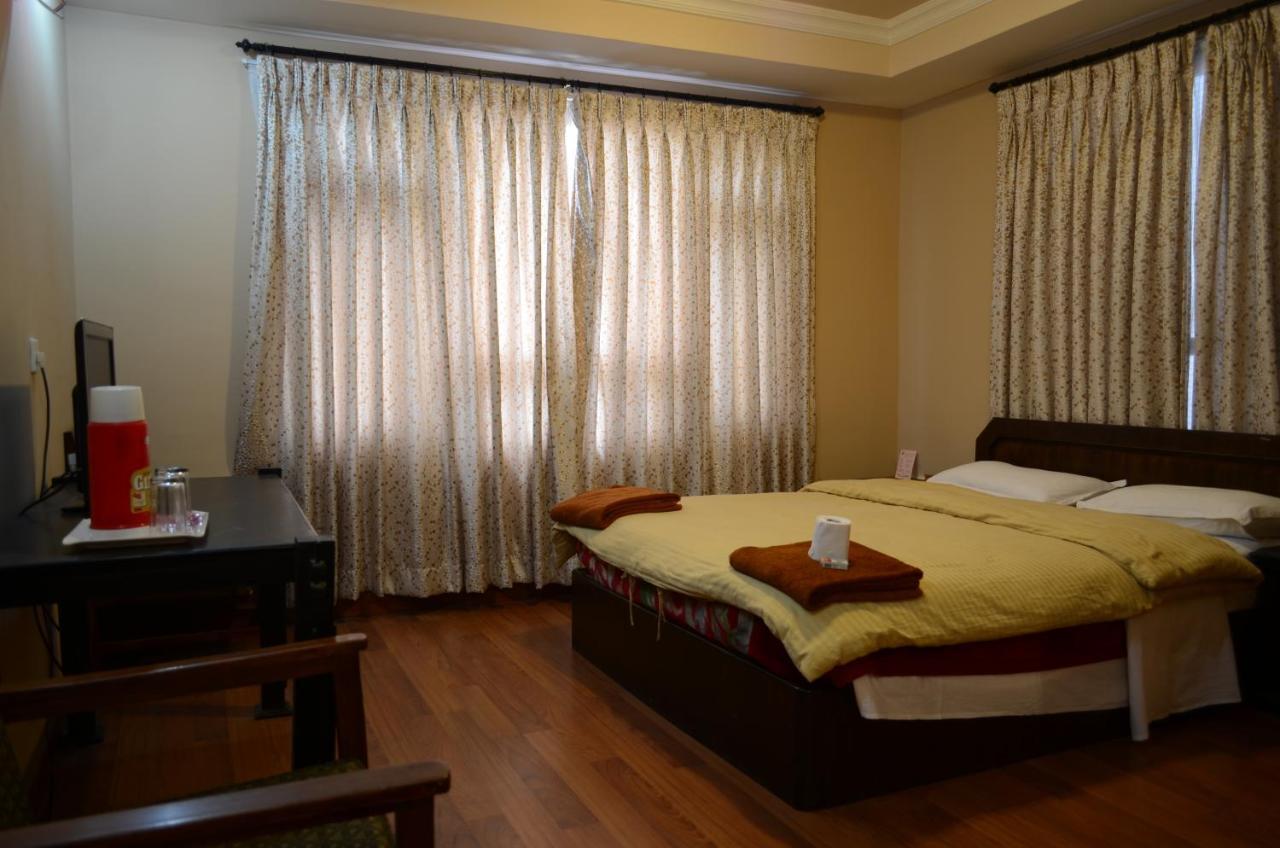 Hotel Ganesh Himal Kathmandu Kamer foto